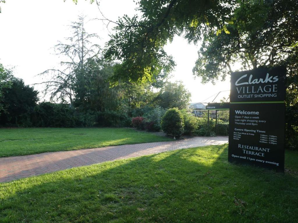 The Nest - Family Friendly Caravan Nr Glastonbury & Street Somerton  Kültér fotó